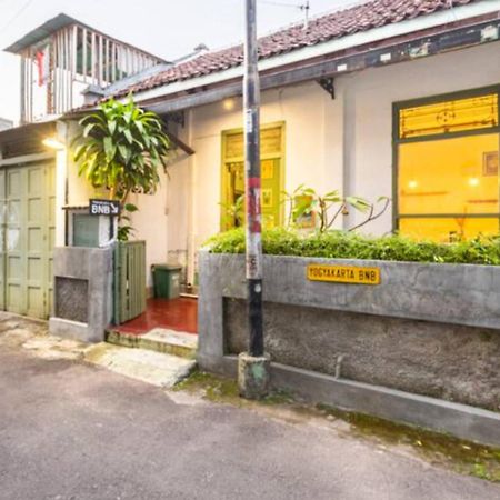 Yogyakarta Bnb Malioboro Екстер'єр фото